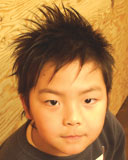  メンズ　ヘアスタイル　
カッコよくて小顔に見えるセームレイヤーカット