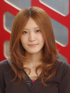 ロング　ヘアスタイル　
アイロンは毛先だけ！簡単ナチュ巻き！