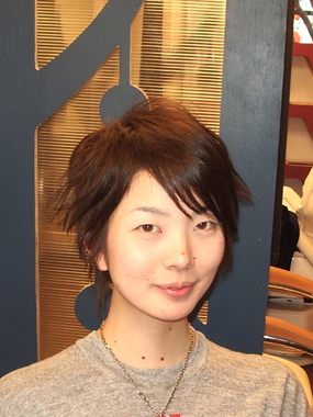 ショート　ヘアスタイル　
軽やかショートフロント 